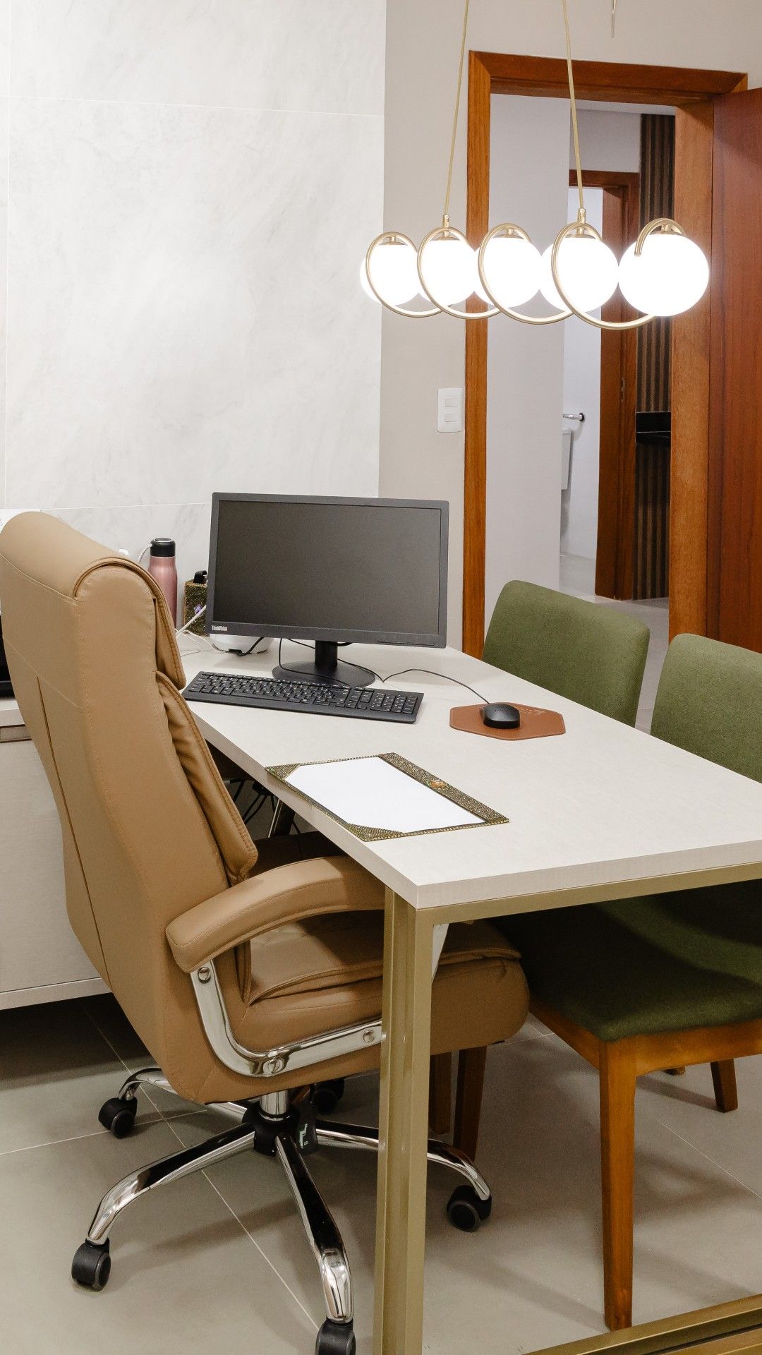 Sala da Dr. Aylanne